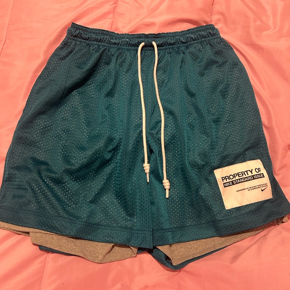 🚫SOLD🚫 nike basketball shorts